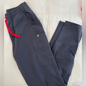 Figs yolks skinny scrub bottoms. High waisted. Charcoal.